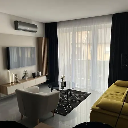 Vilmos Apartman Gyor Exterior photo