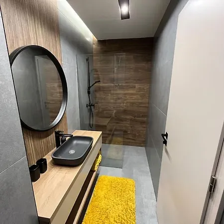 Vilmos Apartman Gyor Exterior photo